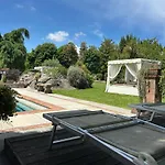 Basilimo Di Hill 아파트